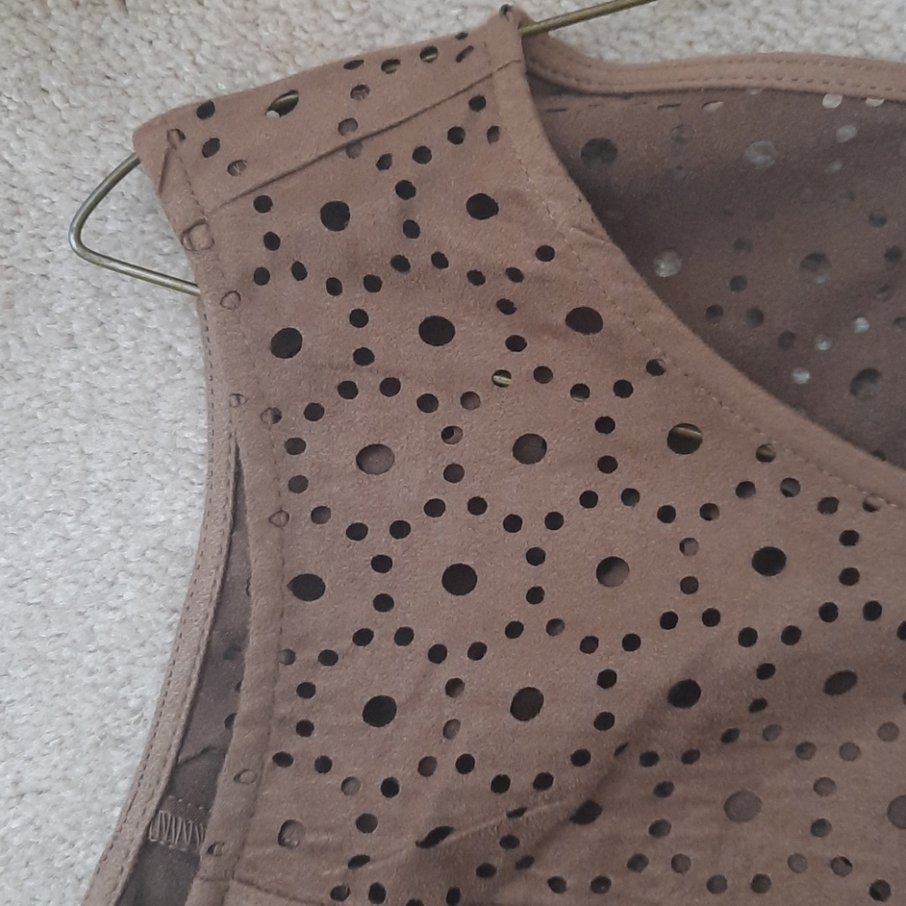 Dress - Picture 3 of 4